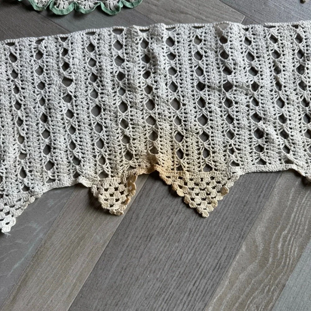 Vintage Crochet Doilies Lot 3 Handmade Tablecloths Lace‎ Home Decor